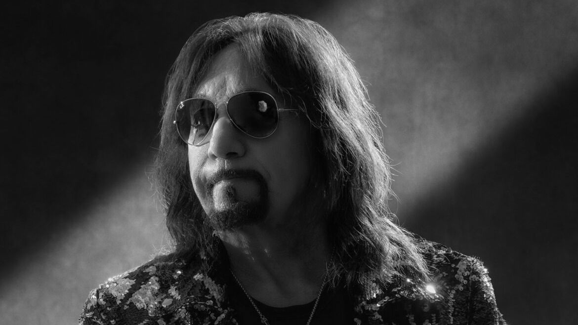 Meghalt Ace Frehley, a KISS alapító tagja