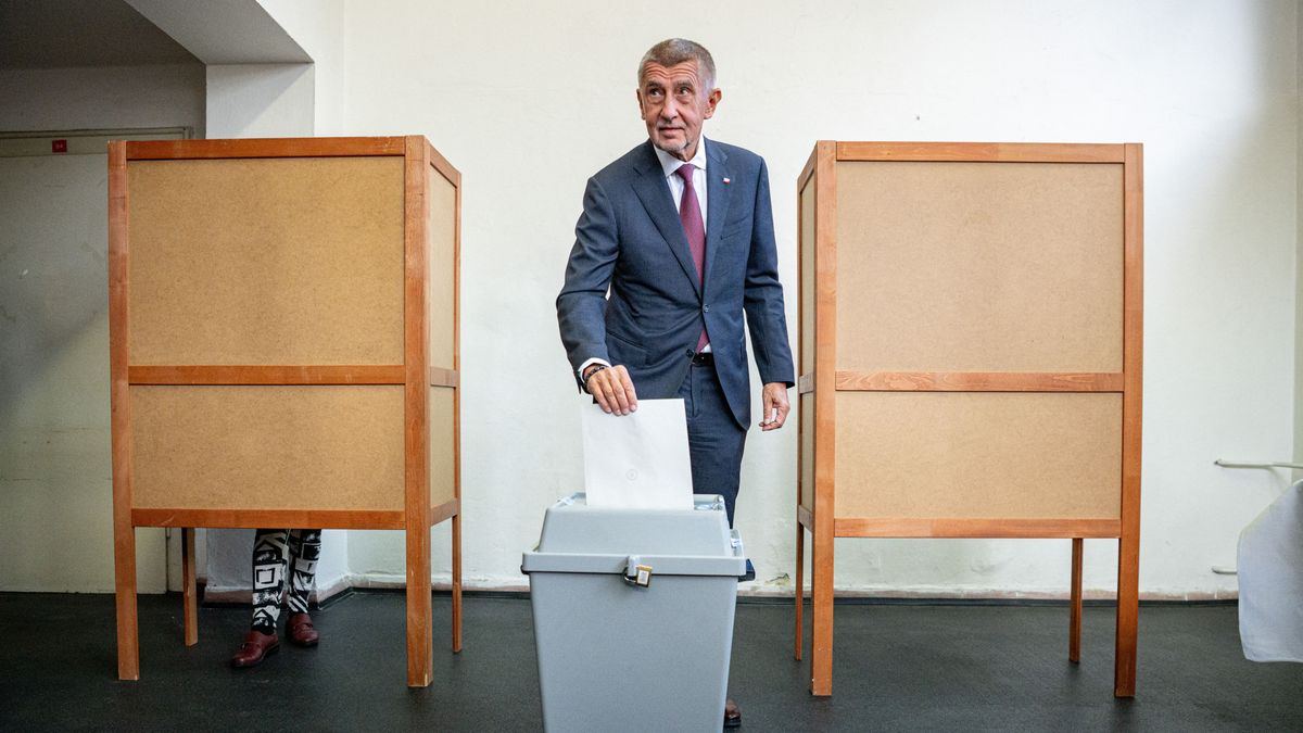 Leadták voksukat a vezető politikusok Csehországban