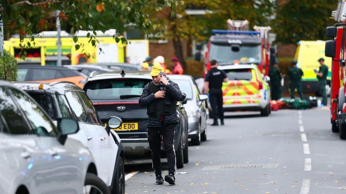 Sokkoló támadás: autós gázolás és késelés Manchesterben
