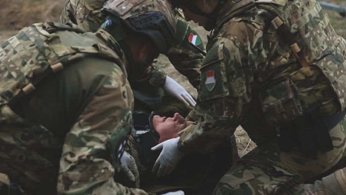 Adaptive Hussars 2025 országvédelmi gyakorlat pontonhíd Tisza