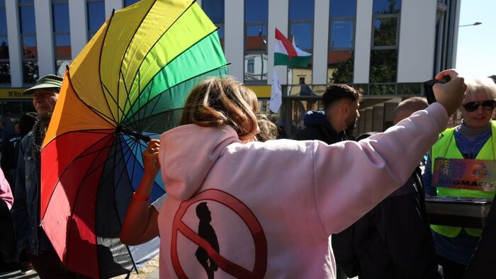 pécsi Pride felvonulás
