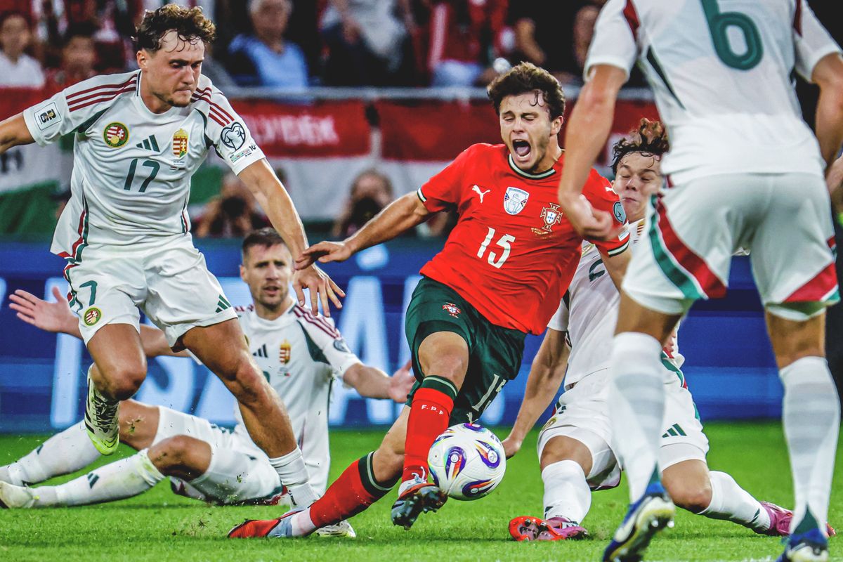 20250909 Budapest
Magyarország - Portugália férfi labdarúgás, VB selejtező mérkőzés
Fotó: Csudai Sándor (CSS)
MW
képen: #17 Callum Styles, #15 Joao Neves, #21 Tóth, Alex