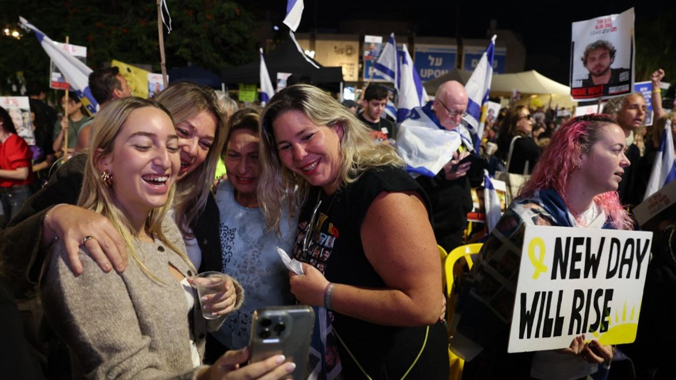 A túszokra vár Izrael (Fotó: AFP)