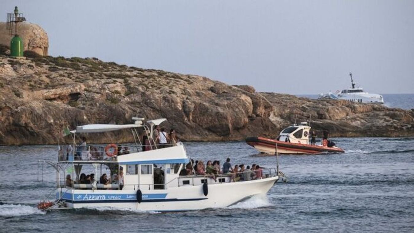 On August 14, off the coast of Lampedusa, at least 27 people — including a one-year-old girl and three teenagers — died when two migrant boats capsized. Dozens went missing, while 60 survivors were rescued and brought ashore by the Italian authorities. (P