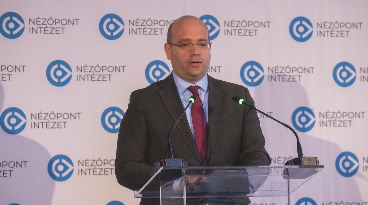 20250311 Budapest
Pilhál György, lapunk közkedvelt publicistája kapta idén a Nézőpont Intézet által alapított Jótollú magyar újságíró díját.
Fotó: Mirkó István MI
Magyar Nemzet
képen: Mráz Ágoston Sámuel, a Nézőpont Intézet vezetője