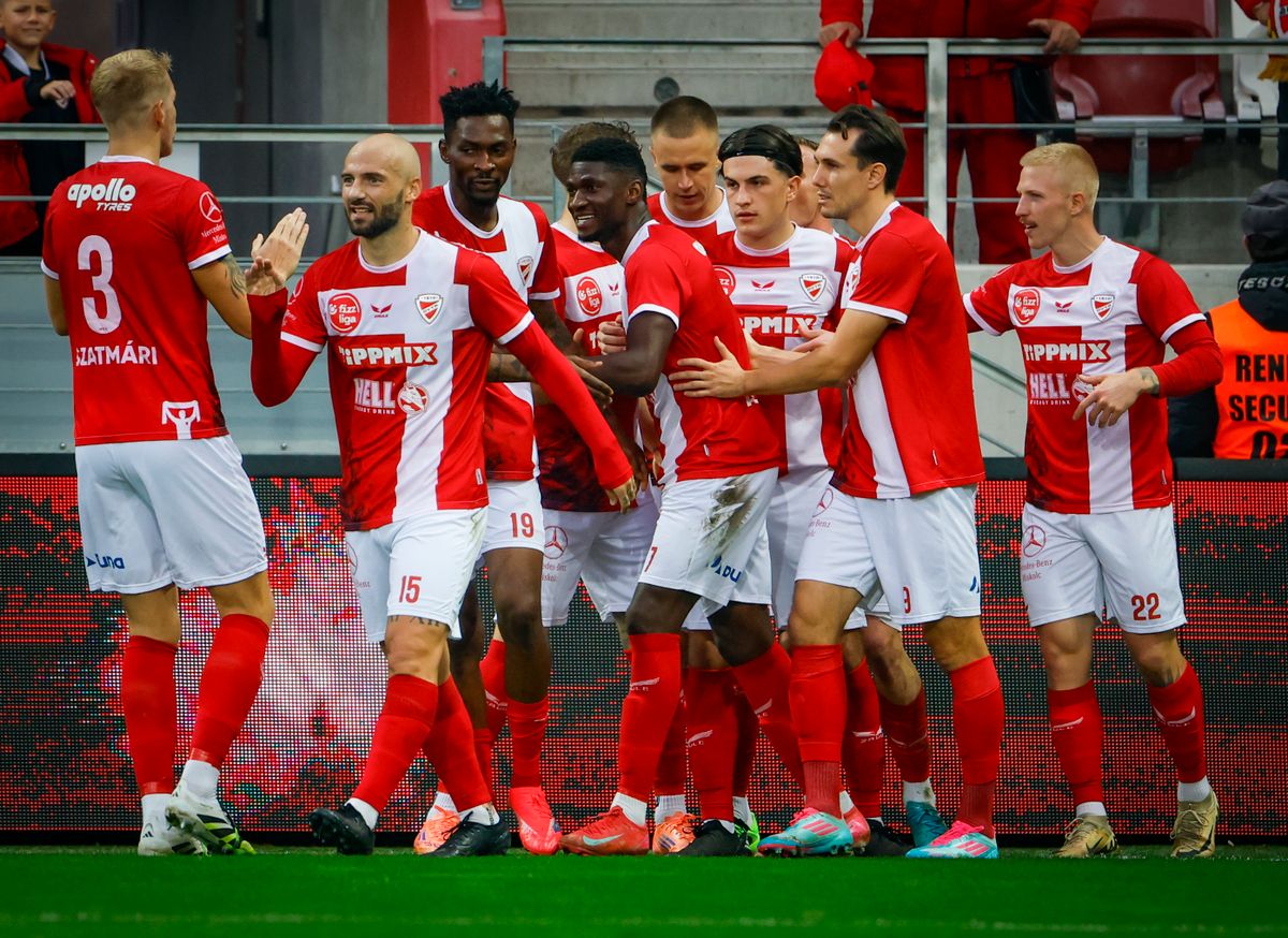A Diósgyőr egy duplán levégzett büntetővel szerzett vezetést az első félidőben