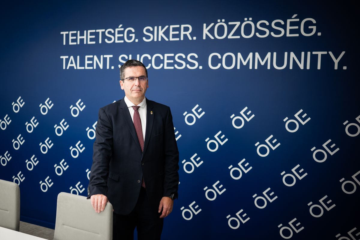 Kovács Levente, az Óbudai Egyetem rektora