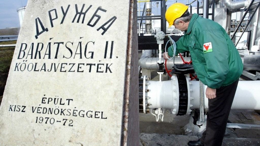 Ukrajna már többször megtámadta a Barátság kőolajvezetéket 

AFP
Kisbenedek Attila