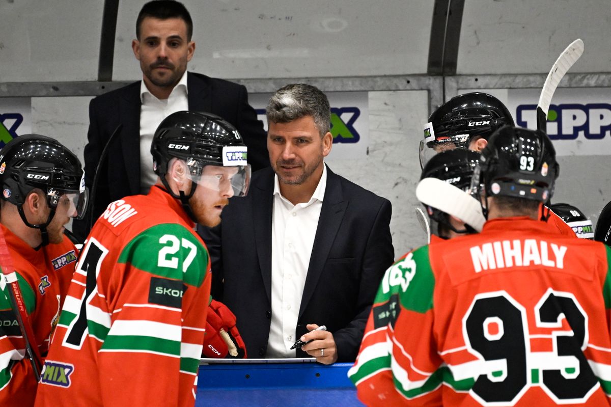 Majoross Gergely a jövő tavaszi vb-ig 40-45 jégkorongozónak szeretne lehetőséget adni