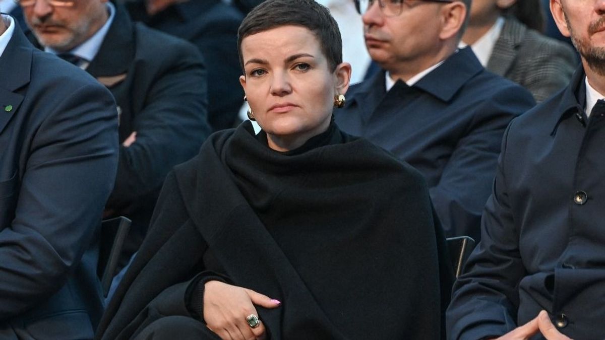 Erotikus rendezvényre szórja a közpénzt a balliberális lengyel kormány