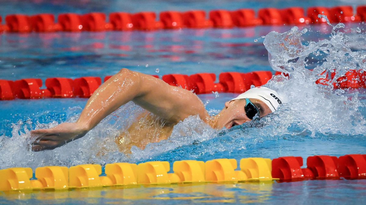 A világ idei legjobb eredménye az úszó-ob-n, az olimpiai bajnokot nagyon megverték