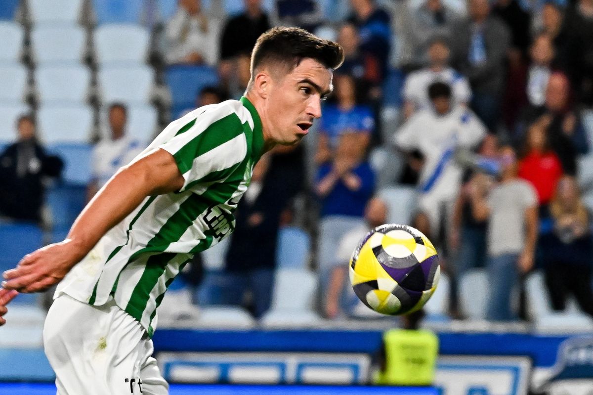 Budapest, 2025. augusztus 24.
Tóth Barna, a Paks játékosa a labdarúgó Fizz Liga 5. fordulójában játszott MTK Budapest - Paksi FC mérkőzésen az Új Hidegkuti Nándor Stadionban 2025. augusztus 24-én.
MTI/Illyés Tibor