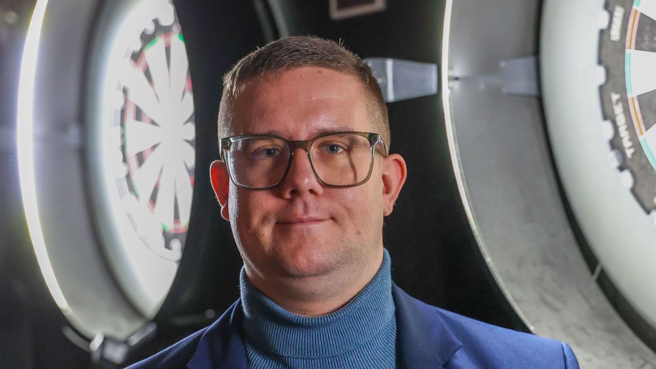 Kovács Patrik az év elején aligha gondolta, hogy decemberben a darts-vb-n fogja a magyarokat képviselni
