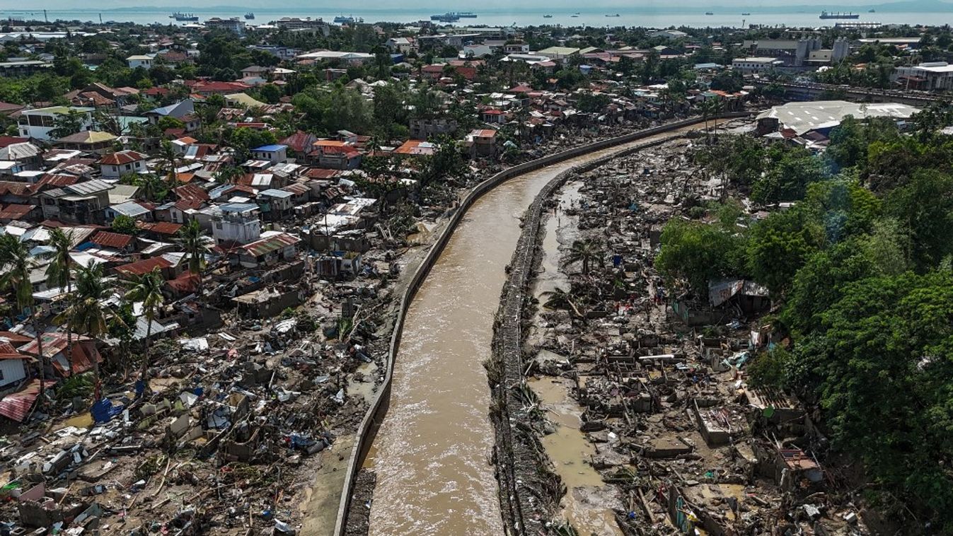 Hatalmas pusztítást végzett a tájfun (Fotó: AFP)