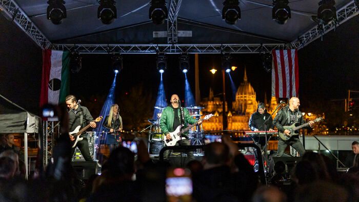 Halhatatlanok napja a Bem téren
November 4.
megemlékezés