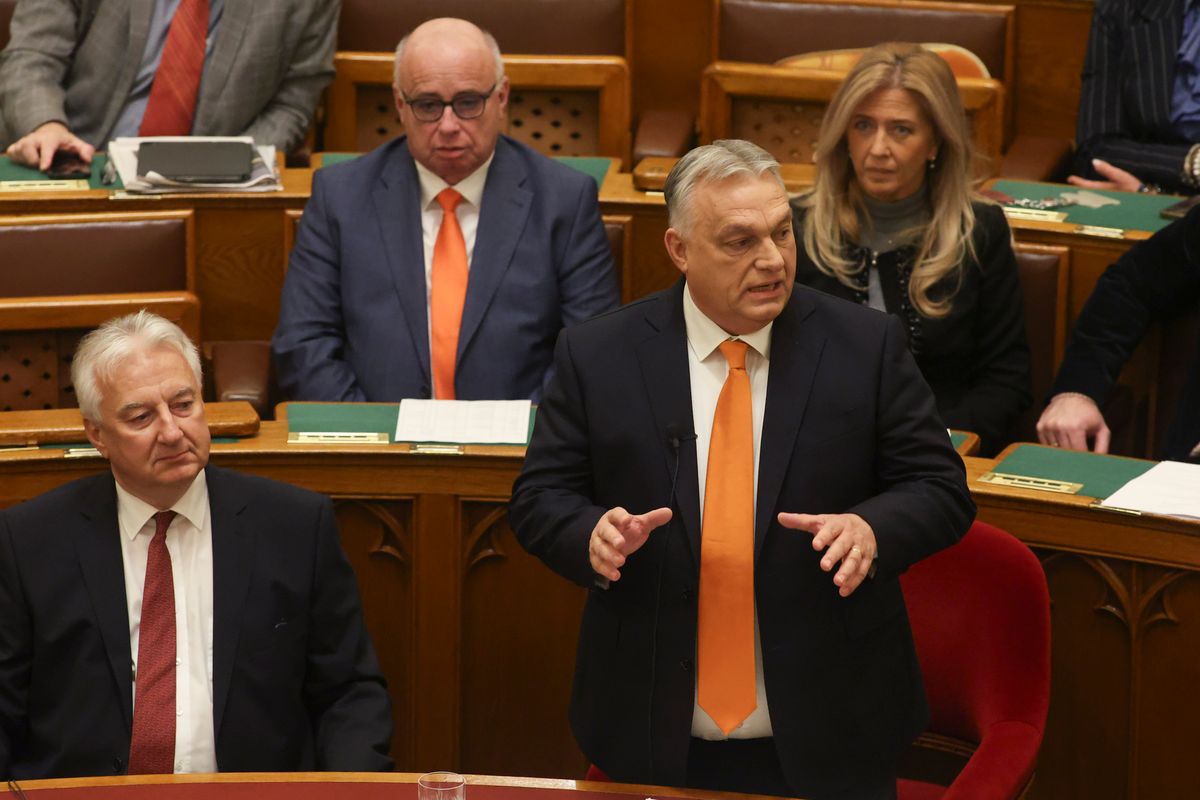 Orbán Viktor
Parlament
plenáris ülés