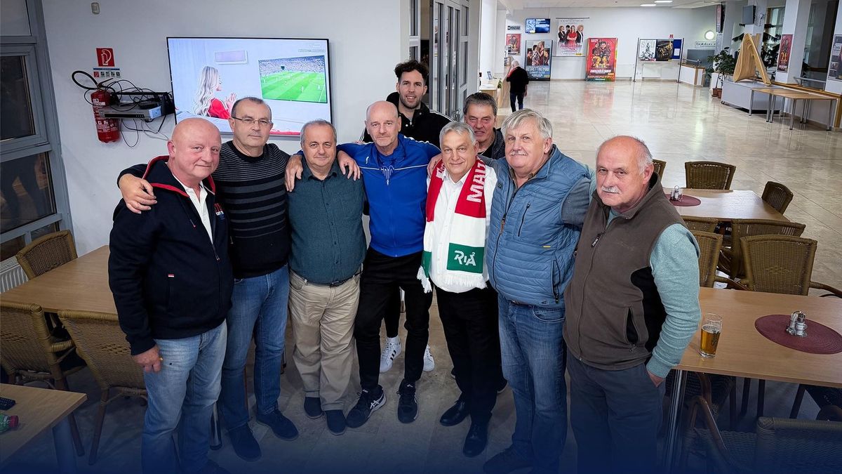 Orbán Viktor a füredi B-középpel szurkolta ki a magyar válogatott győzelmét