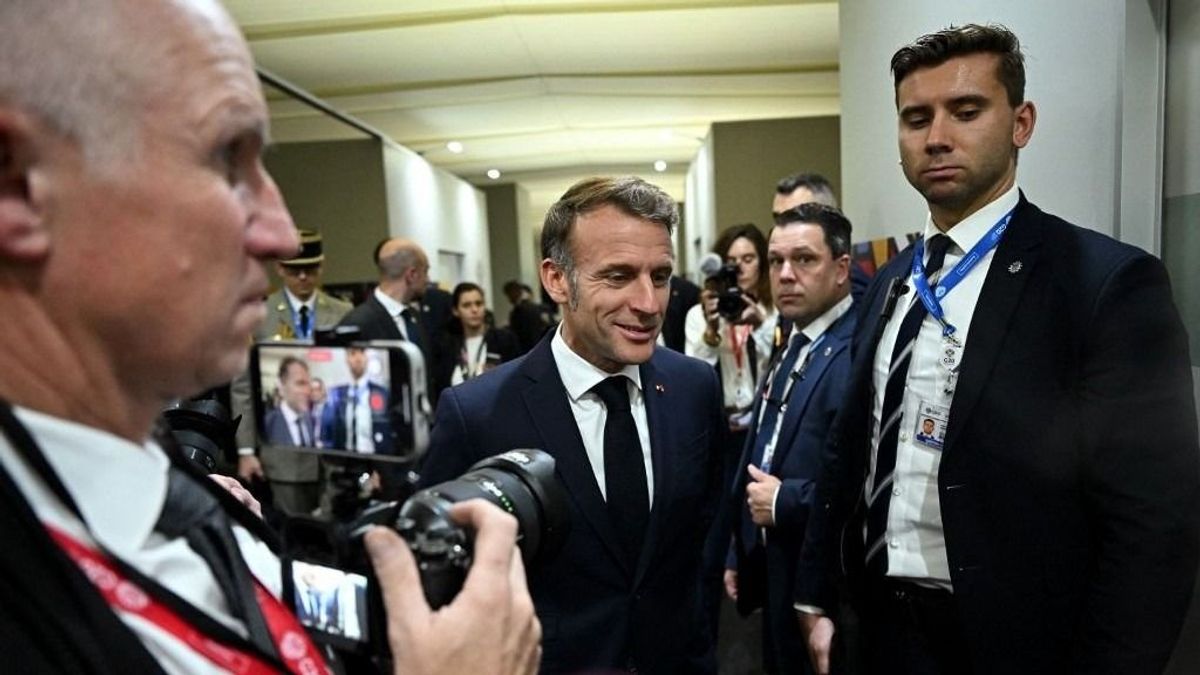 A francia elnök a Magyar Nemzetnek azt ígérte, elmondja, mit gondol az ukrán korrupcióról