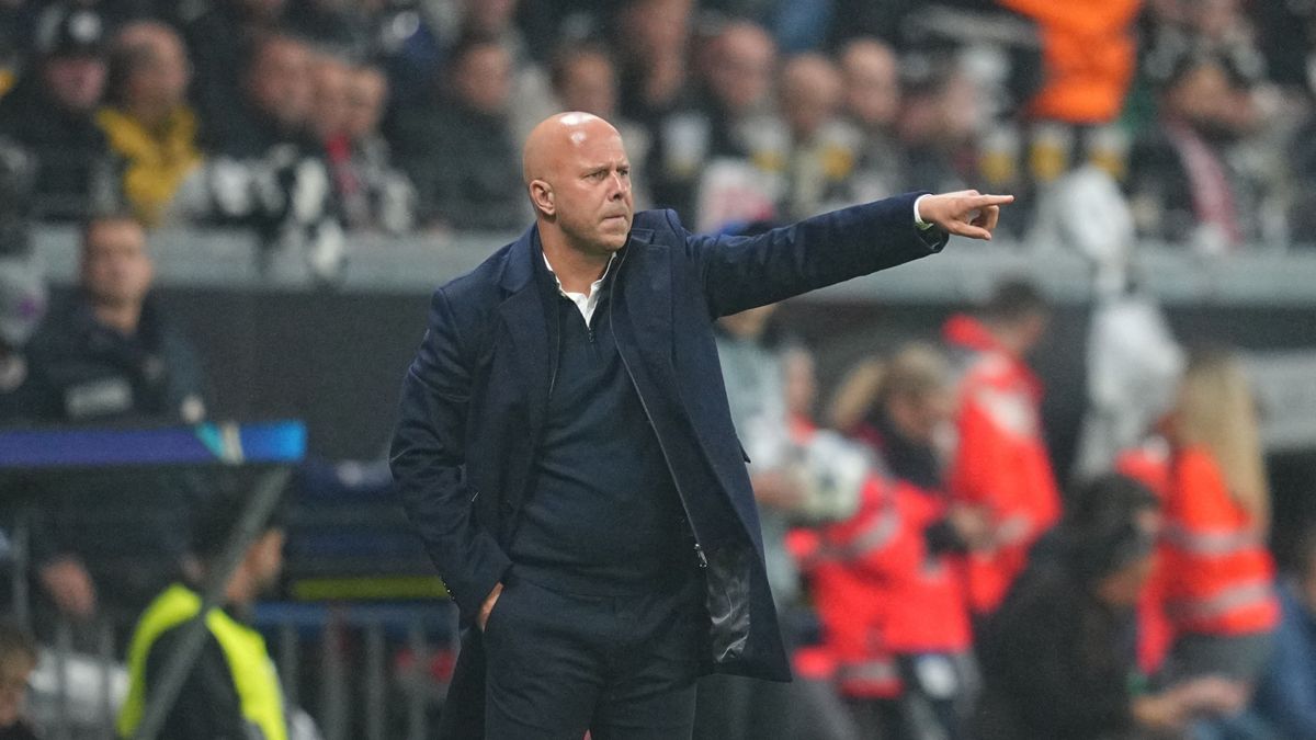 Arne Slot dicsérete: minden egyes meccsen Szoboszlai játékában gyönyörködik