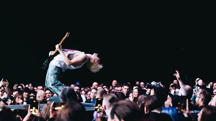 A Three Days Grace a Badflower társaságában járják a kontinenst