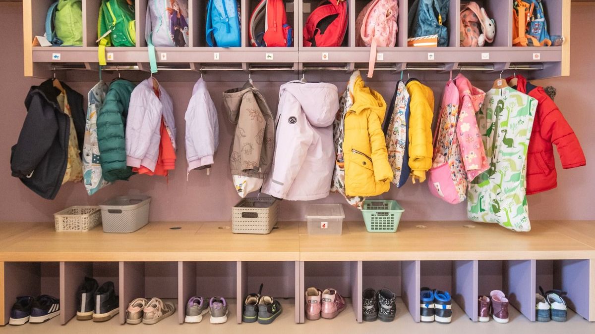 Összevesztek a gyerekek az óvodában, ezért ott ütötték az egyik édesanyát, ahol érték