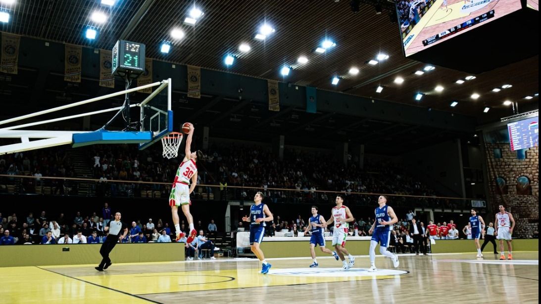Somogyi Ádám zsákolása után biztossá vált, hogy a magyar válogatott felülmúlja az Eb-negyedik finneket.