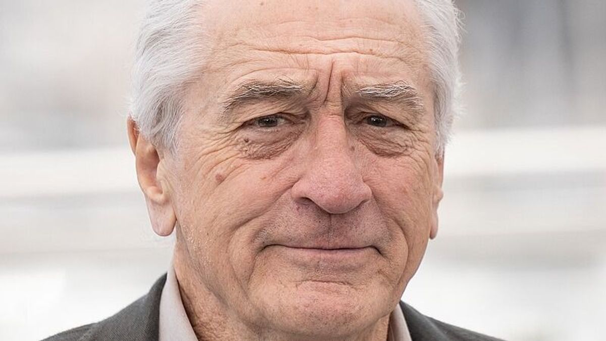 Kiderült, hogy mi okozta Robert De Niro unokájának a halálát
