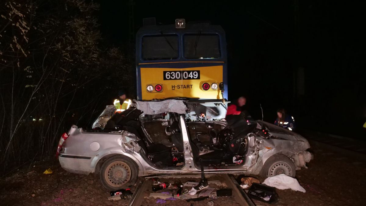 Szentmártonkátai tragédia: megszólalt az autó sofőrjének édesapja, szerinte a rendőröket próbálta elkerülni a fia