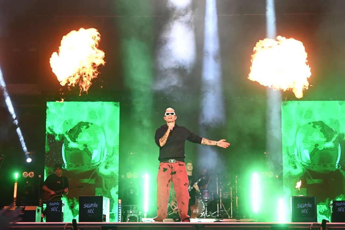 Budapest, 2023. szeptember 23.
ByeAlex az Eurojackpot Szuperkoncerten, a Szerencsejáték Zrt. által ötödik alkalommal megrendezett ingyenes programon a Puskás Aréna Szoborparkban 2023. szeptember 23-án.
MTI/Máthé Zoltán