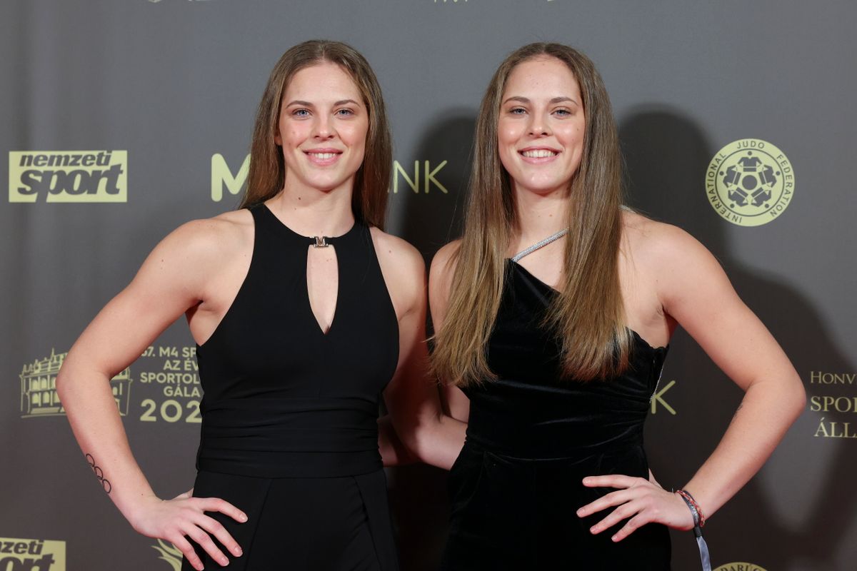 Márton Viviana olimpiai bajnok tekvondós, jobbra ikertestvére, az immáron kétszeres világelső Márton Luana