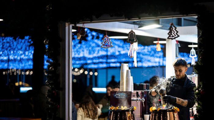 Megnyílt Budapest ikonikus karácsonyi vására