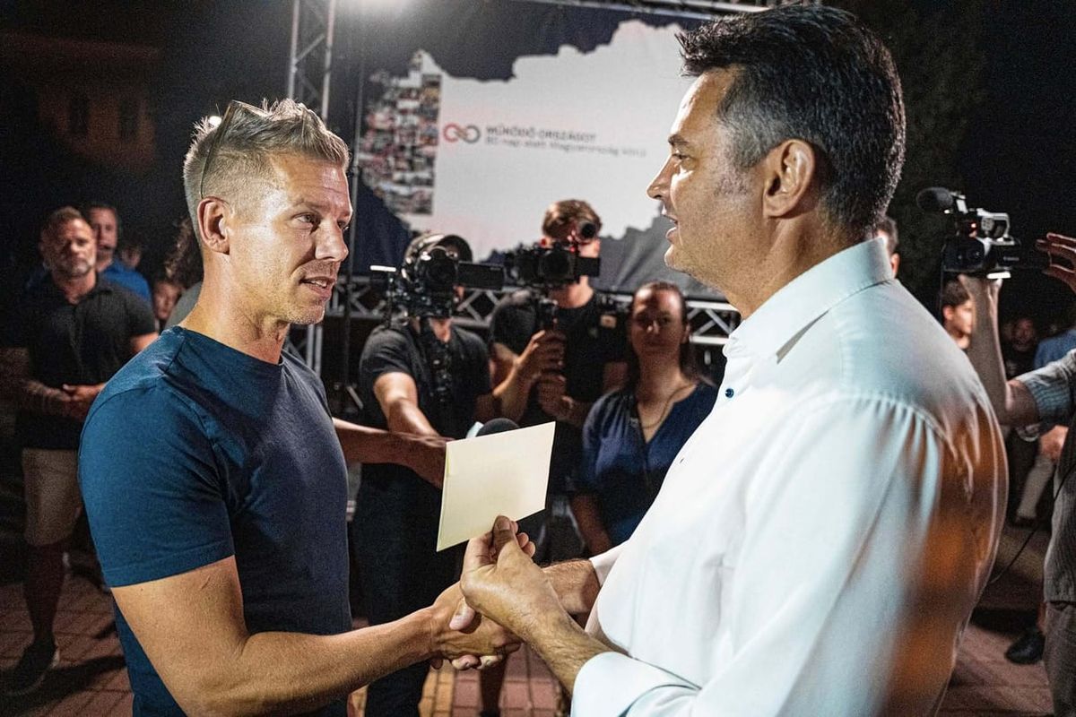 Márki-Zay Péter, Magyar Péter, Tisza Párt. Támogatás, hódmezővásárhelyi polgármester