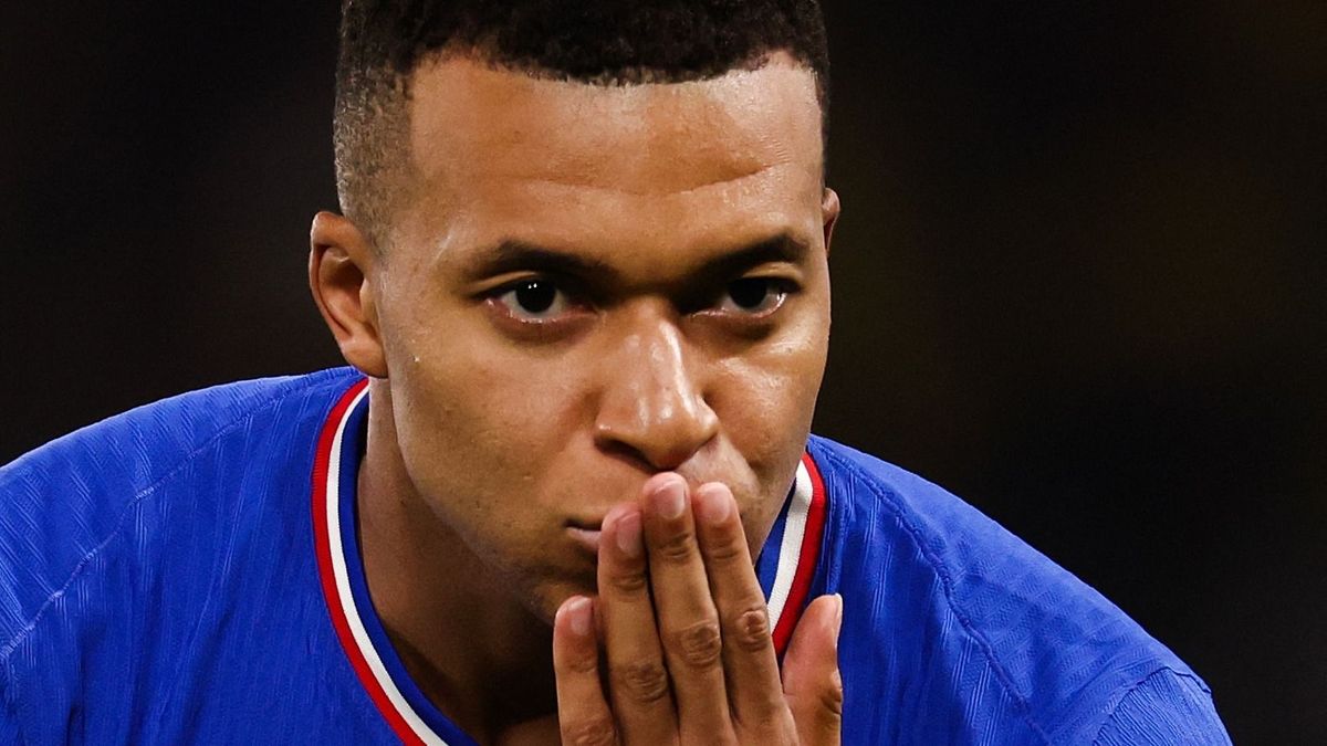 Az elégedetlenkedő Mbappé lepipálta Messit és Ronaldót is, csak Pelé van előtte