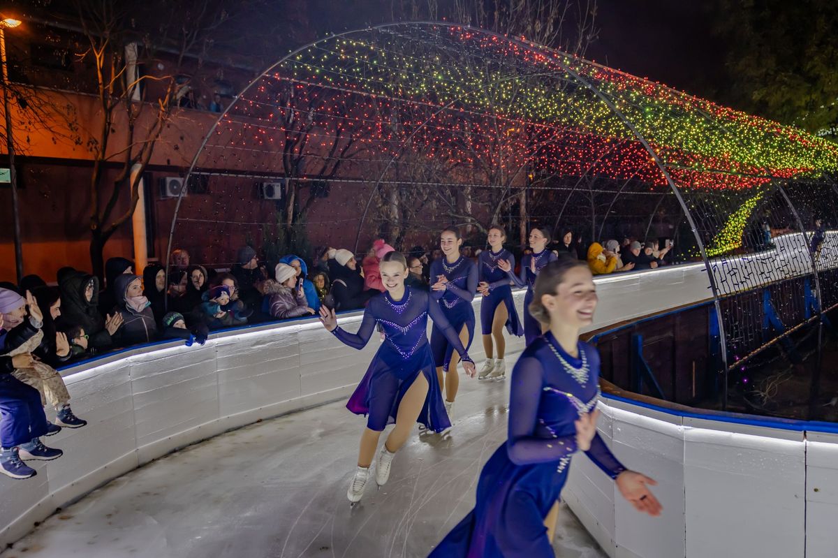 Nagy sikert aratott a Team Passion, vagyis a magyar szinkronkorcsonya-válogatott hölgyeinek bemutatója a Csepeli Jégpark átadásán