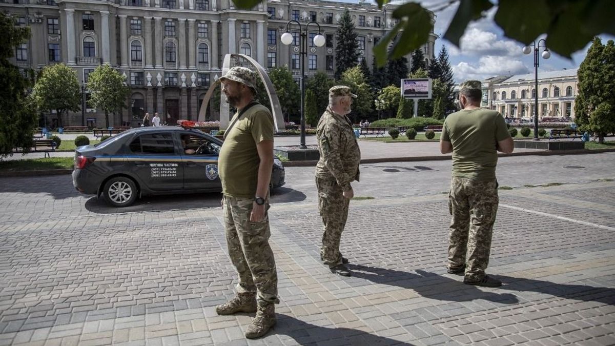 A kényszersorozás nem állhat le Ukrajnában, jönnek az uniós pénzek