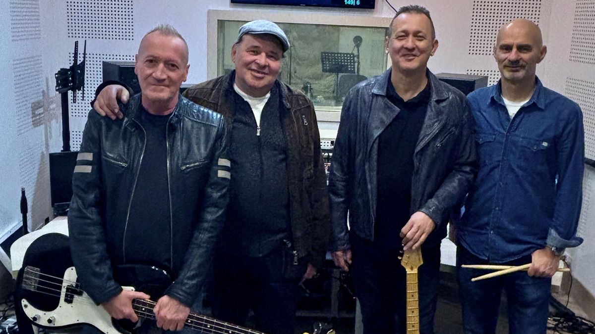 Lemezbemutató koncertet ad a debreceni zenekar, amelyben egykor Lukács Laci is basszusgitározott