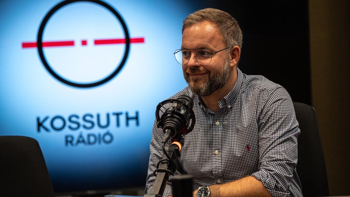 Orbán Balázs, a Facebook-oldalán közzétett videóban beszélt Orbán Viktor közelgő washingtoni látogatásáról (Fotó: Facebook)