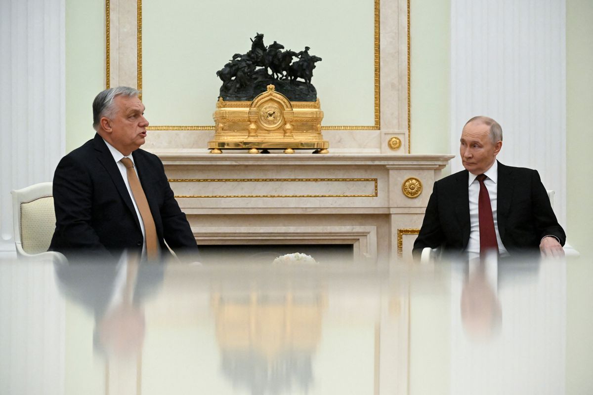 Orbán Viktor Vlagyimir Putyin orosz elnökkel tárgyalt 