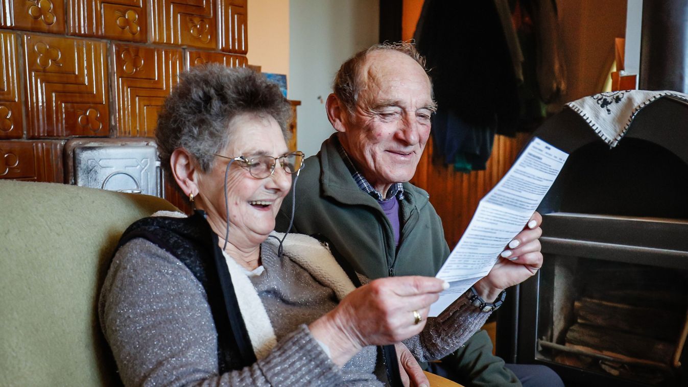 nyugdíjasok, nyugdíj, kiegészítő, kormány, 14. havi