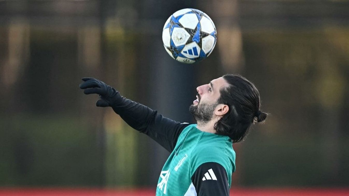 Szoboszlai Dominik a szenvedő Liverpool csapatában ugyanaz, mint régebben Steven Gerrard Joe Cole szerint 