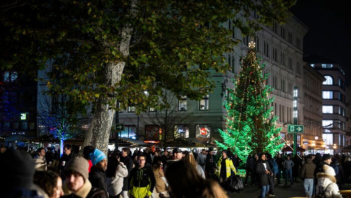 Megnyílt Budapest ikonikus karácsonyi vására