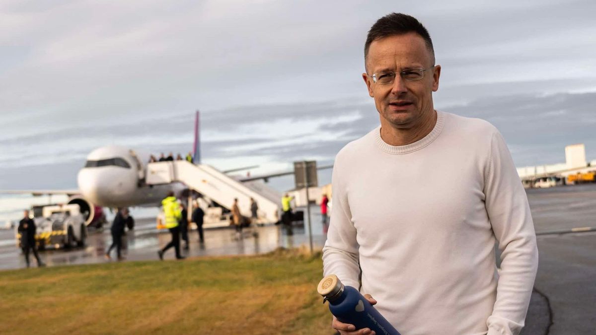 Szijjártó Péter: Nem Magyarország van elszigetelve, hanem az Európai Unió
