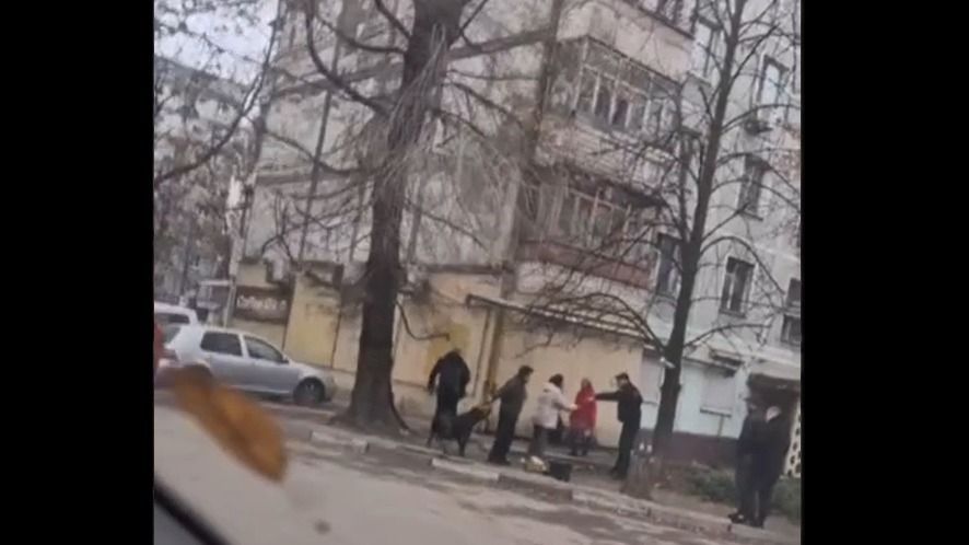 Éles konfliktus alakult ki Zaporizzsjában kényszersorozás során a  helyi lakosok és a katonai toborzók között (Forrás: Telegram)