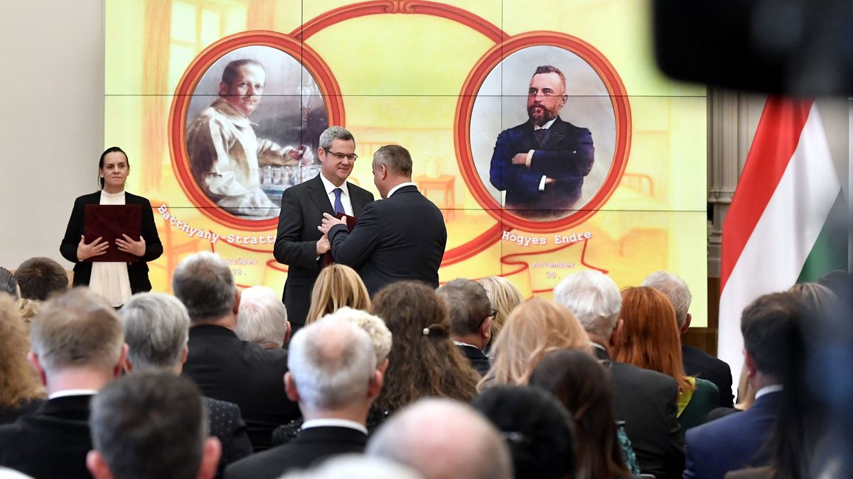 Kiváló gyógyítókat díjaztak Budapesten