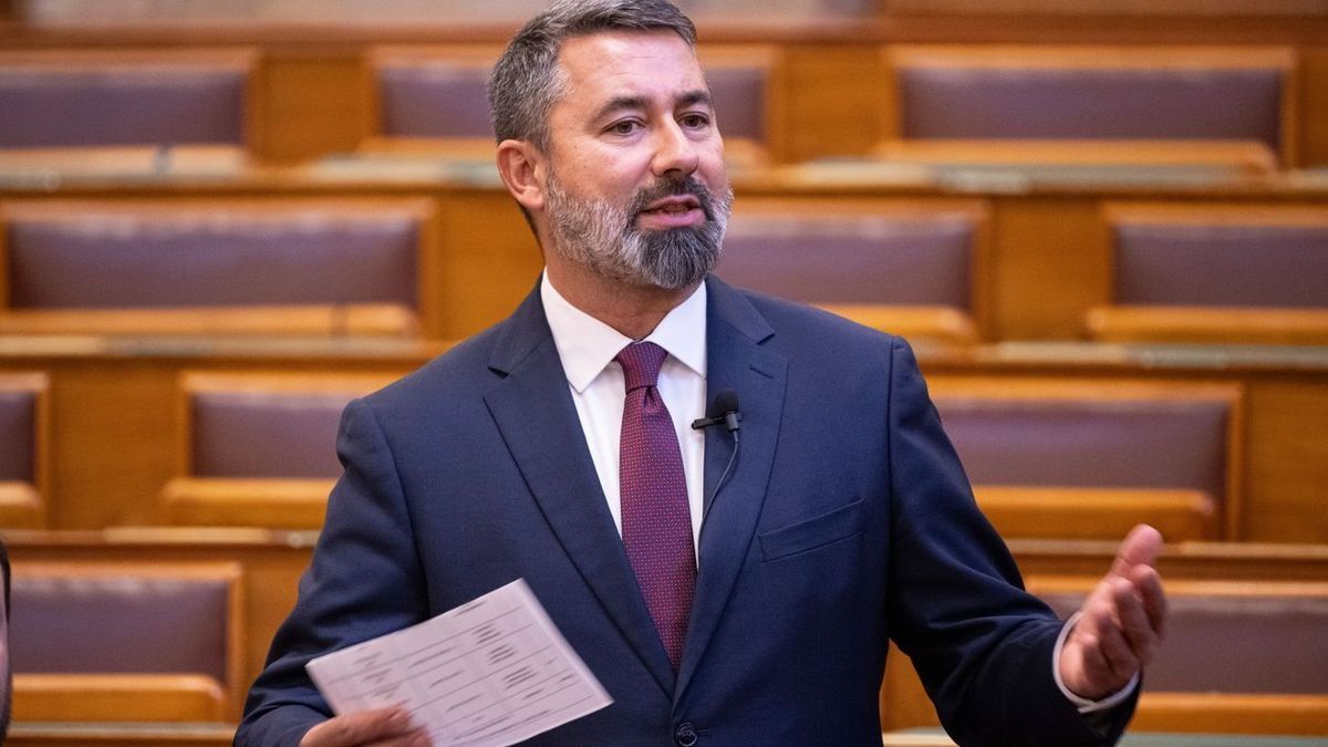 Hidvéghi Balázs, a Miniszterelnöki Kabinetiroda parlamenti államtitkára (Fotó: Szigetváry Zsolt Forrás)Hidvéghi Balázs, a Miniszterelnöki Kabinetiroda parlamenti államtitkára 