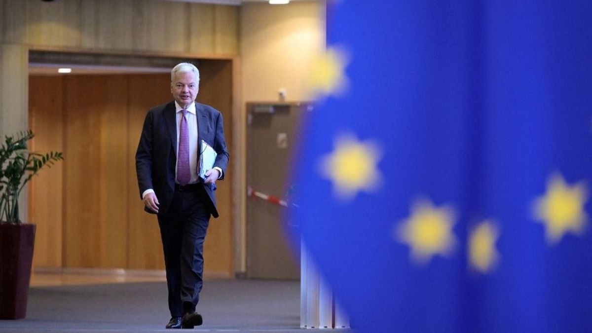 Pórul jár a Magyarországot támadó brüsszeli képmutató politikus