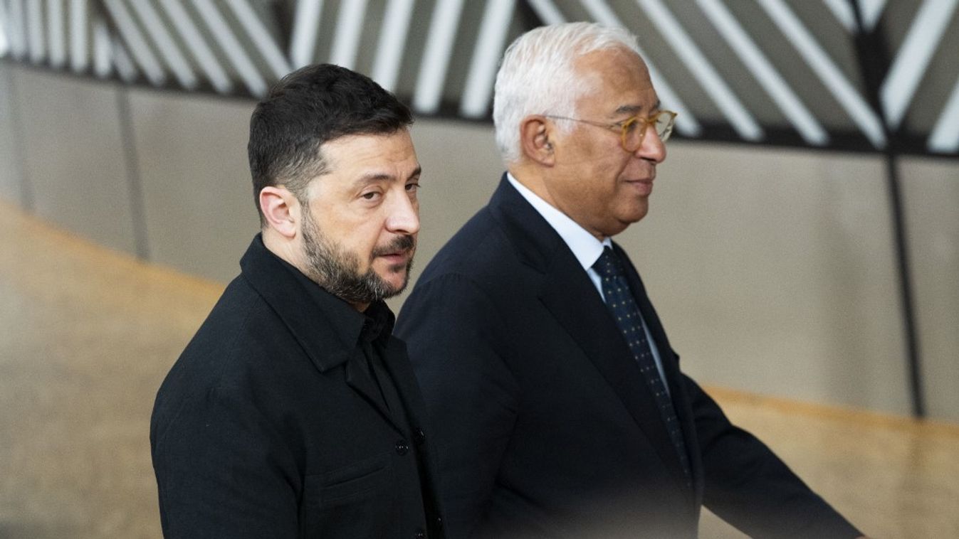 Antonio Costa, az Európai Tanács elnöke és Volodimir Zelenszkij, Ukrajna elnöke (Fotó: AFP)