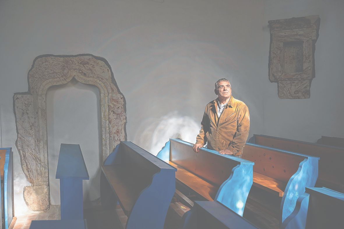 20251015 Nagygéc a Szamos árvíz miatt kilakoltatott falu Fotó: Kállai Márton KM a képen: Juhász Ferenc a falu egykori lakója, az egyesület vezetője