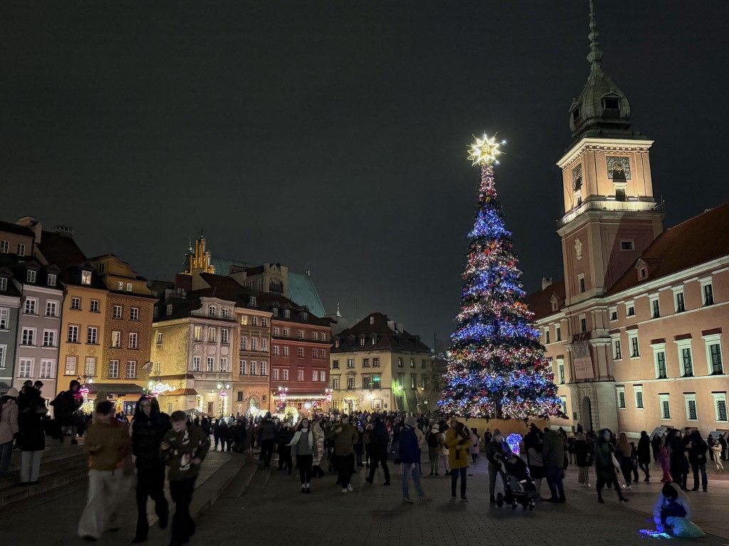 Karácsonyi vásár – Varsó (Fotó: SALIHA SIMSIR KAZAK / ANADOLU)
