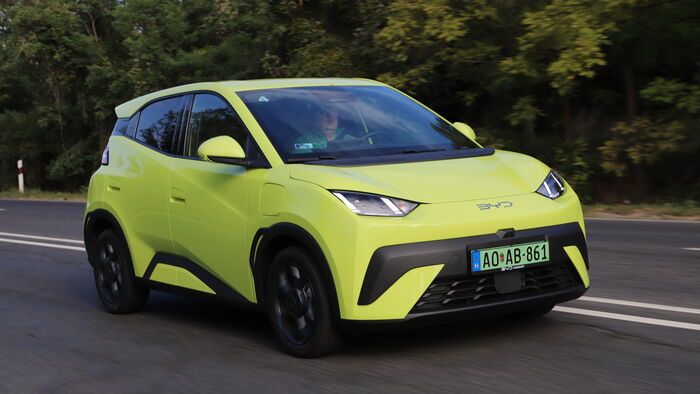 Renault 5 E-Tech és BYD Dolphin Surf összehasonlító teszt